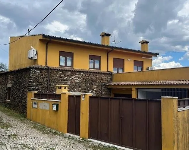 Сasa de vacaciones - Boa Vila Boa (Braganca)